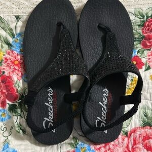 Ladies Skechers Yoga Foam elastic back foam sandals with studded top